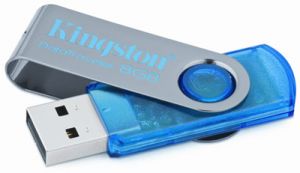 Kingston DataTraveler 101 <DT101C/8GB> USB2.0 Flash Drive 8Gb (RTL) ― NURSHOP.RU